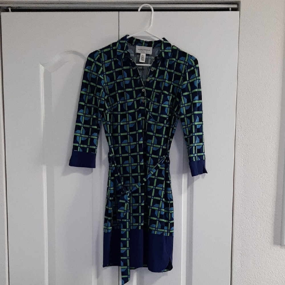 Donna Morgan Blue and Green Checkered 3/4 Sleeve Dress